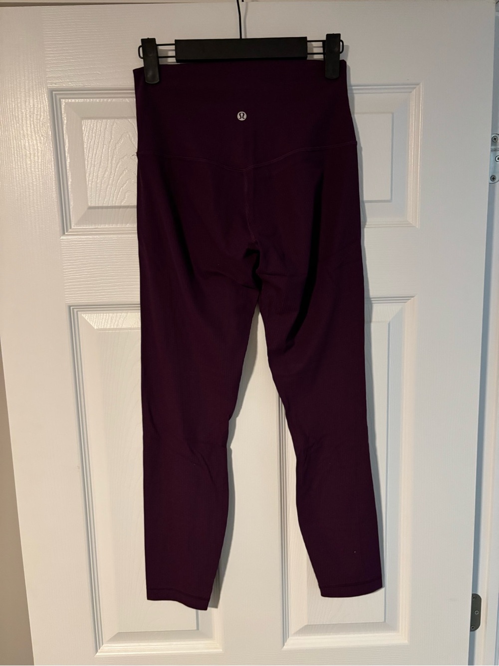 Lululemon Align™ Ribbed High-Rise Pant 25” - Dramatic Magenta, Size 6 - Picture 3 of 4